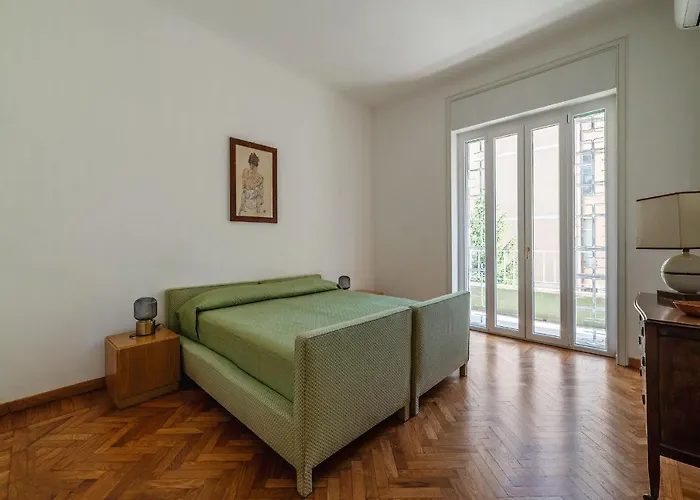 Guesthost - Sapienza & Borghese Comfy Apartamento *