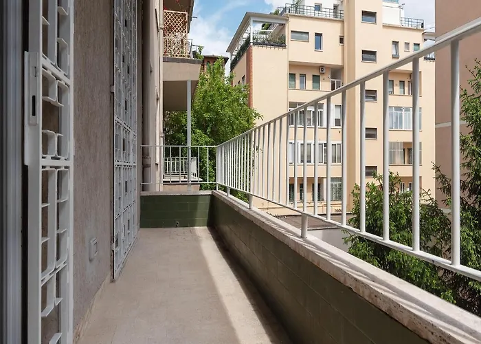 Apartamento Guesthost - Sapienza & Borghese Comfy *